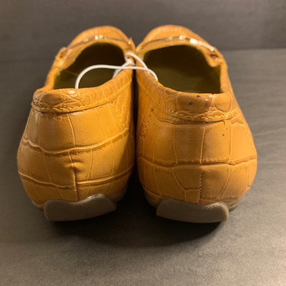 Anne Klein iflex loafers - Picture 4 of 6